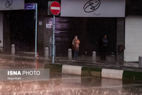 هشدار قرمز هواشناسی نسبت به رگبار شدید باران در تهران و سمنان