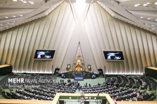 پنج مدیر استان مرکزی برای انتخابات مجلس دوازدهم استعفا دادند