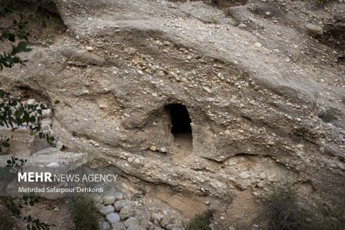 انفجار در گور دخمه ساسانی شهرستان زرقان فارس