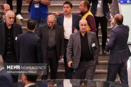 دوست داریم استقلال مجوز حرفه‌ای بگیرد/ منتظر دولت برای VAR هستیم!