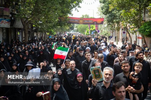 راهپیمایی سراسری نمازگزاران جمعه درمحکومیت اهانت به ساحت قرآن