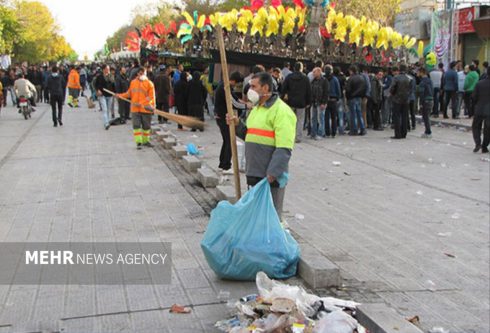 ۲۴۱۷ پاکبان شهر اصفهان را در ایام تاسوعا و عاشورا نظافت کردند