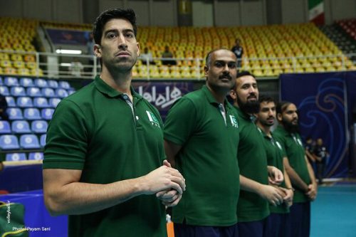 برد برابر تیم ملی والیبال اندونزی را مدیون بازیکنانم هستم