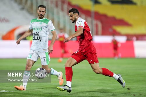 تدابیر گل‌محمدی برای بازیکن پرسپولیس/ دو سرخپوش همچنان روی نیمکت