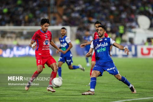 تعطیلی لیگ به سود استقلال شد/ نکونام روزهای سختی را پشت سر گذاشت