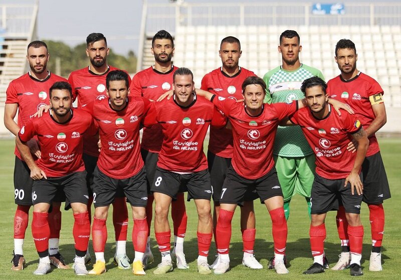 کلکسیون «بازیکن» در تراکتور تکمیل شد/ انتخاب «خمز» با چشم بسته! کلکسیون «بازیکن» در تراکتور تکمیل شد/ انتخاب «خمز» با چشم بسته!