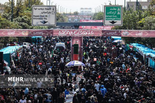 تراکم بالای جمعیت در شهر ری/ زیارت زائران کوتاه باشد