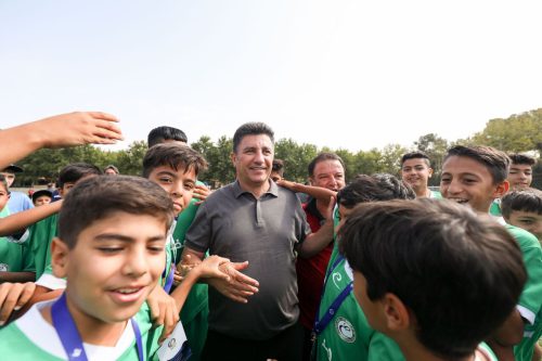 توصیه قلعه‌نویی به نوجوانان/ ناامید نشوید و خدا را فراموش نکنید