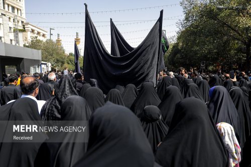 مراسم پیاده روی  «دلدادگان اربعین حسینی» در فارس آغاز شد