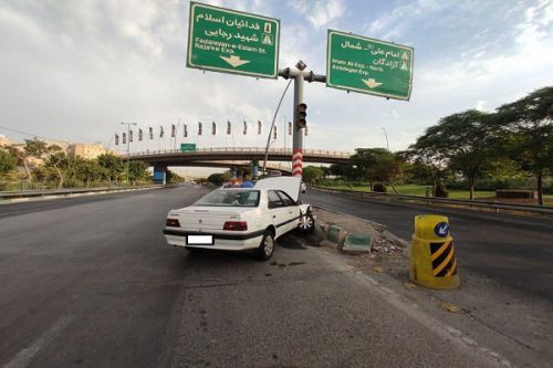 ۵۰ درصد از تصادفات رانندگی به دلیل عدم توجه به جلو است