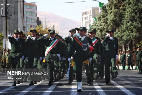 رئیس قوه قضاییه در صبحگاه مشترک انتظامی آذربایجان شرقی شرکت کرد