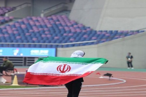 هاجر صفرزاده قهرمان دو ۲۰۰ متر شد