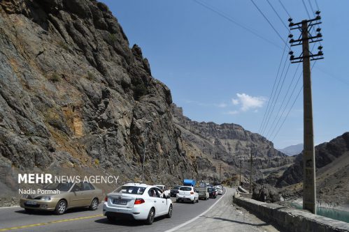 تردد روان در مسیرهای شمالی/ بارندگی در جاده‌های ۶ استان