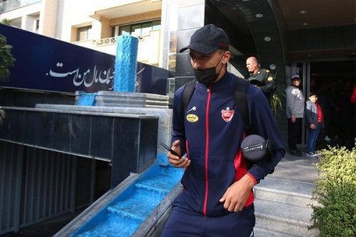 حذف عجیب مهاجم سوئدی از فهرست پرسپولیس/«نبیل» در اصفهان غیب شد!