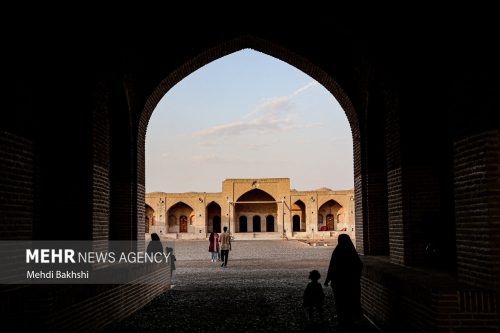 «دیر گچین» قم مادر کاروانسراهای ایران