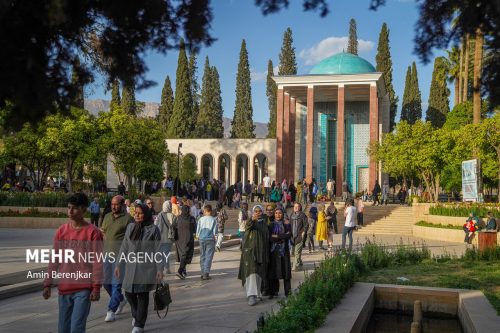 اول اردیبهشت، سر ارادت ما به سعدی شیرین سخن