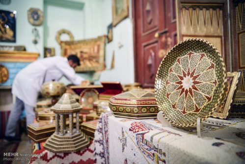 فارس پرچم دار صادرات صنایع دستی ایران