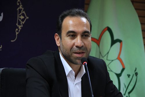 پاکسازی خیابان انقلاب اسلامی (نادر) شیراز در پی شکایات مردمی؛ واحدهای متخلف و رفع سد معبر اصناف پلمب شدند