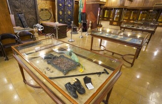 بازدید از موزه و ثبت نام در کتابخانه تخصصی حرم مطهر حضرت شاهچراغ (ع) در روز ششم ذیقعده رایگان است