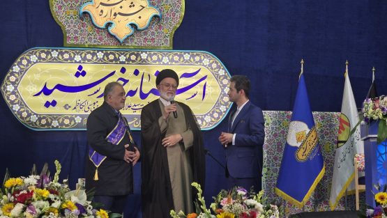 حاج علی ملائکه، مداح حرم رضوی، خادم افتخاری آستان مقدس سید علاءالدین حسین (ع) شد