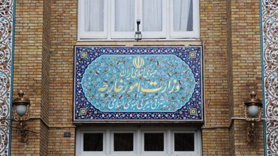 حضور سفرای ایران در ۶ کشور عربی، نخبگان ایرانی خارج از کشور و فعالان اقتصادی استان‌های جنوبی در نشستی با هدف توسعه همکاری‌های فرامرزی و افزایش ثروت ملی
