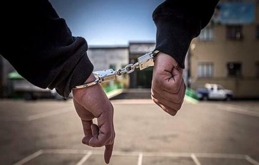 دستگیری مامور قلابی با همکاری مردم در اطراف شیراز