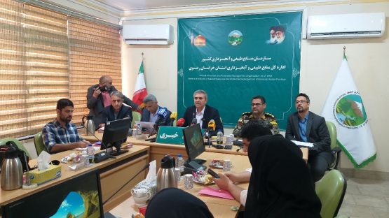 ۳۰ کانون بیابانی بحرانی در شهرستان های خراسان رضوی شناسایی شده است/ آموزش بیش از یک میلیون دانش‌آموز و معلم در حوزه حفاظت از منابع طبیعی