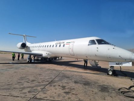 نخستین پرواز هواپیمایی «رایمون» در فرودگاه شیراز به زمین نشست