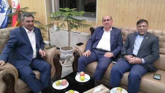تاکید نماینده کازرون و کوه‌چنار بر تسریع در توسعه فیبرنوری در استان فارس در دیدار با مدیر مخابرات منطقه