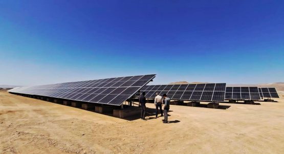 اشتغال ۳۱۰۰ نفر در استان فارس از طریق نیروگاه های خورشیدی