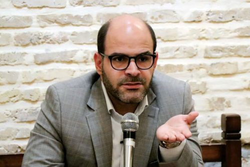 شیراز، صحنه‌ رویدادهای بزرگ می‌شود/ از پیشرفت ۶ سالن ورزشی خانواده‌محور تا آمفی‌تئاتر روباز ۵۰۰۰ نفری