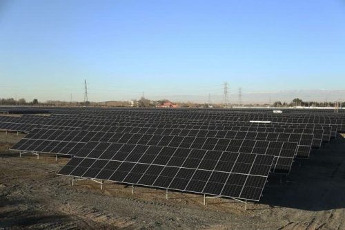 مزرعه خورشیدی دولت در محل نیروگاه توس مشهد بهره‌برداری شد