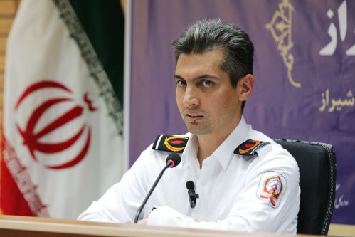 آتش‌نشانان شیراز پیکر قربانی حادثه چاه ۱۲۰ متری را پس از ساعت‌ها تلاش طاقت‌فرسا بیرون کشیدند