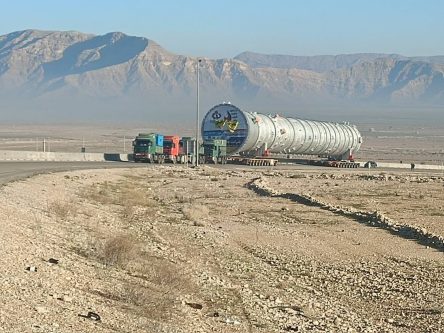 عبور بزرگ‌ترین بار ترافیکی کشور از لارستان با حداقل اختلال در برق‌رسانی